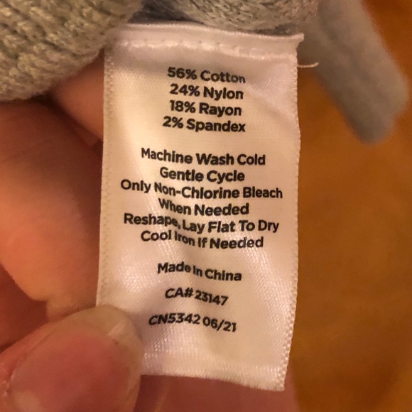 NWOT Talbots Button-Cuff Ribbon Turtleneck Sweater (Large) - Picture 3 of 5